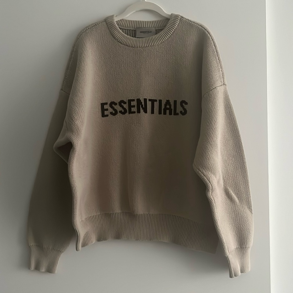 Essentials knit crewneck pullover